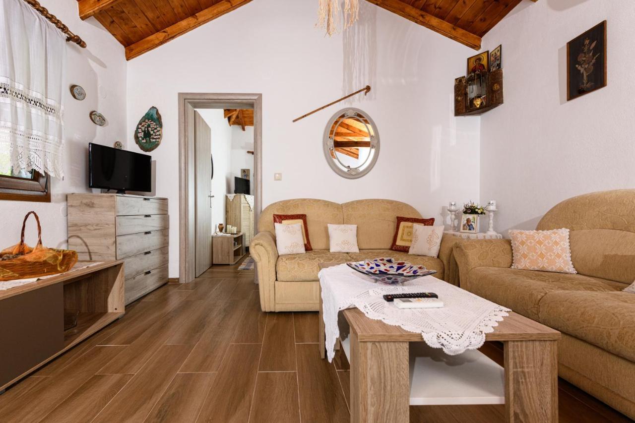 Villa Suzana Mikros Prinos Ngoại thất bức ảnh